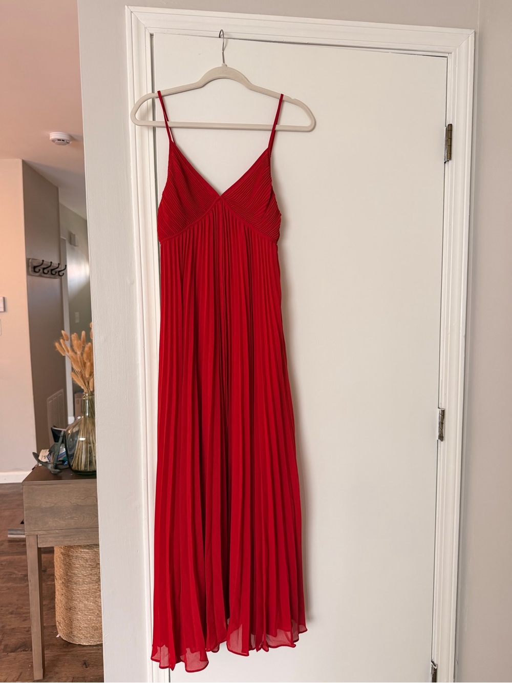 NWT Michael Kors Red Pleated Maxi Dress โ Size Medium